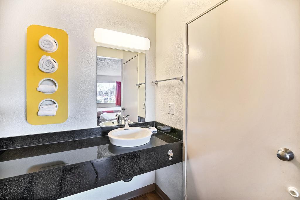Motel 6-Oakland, Ca - Embarcadero Eksteriør bilde
