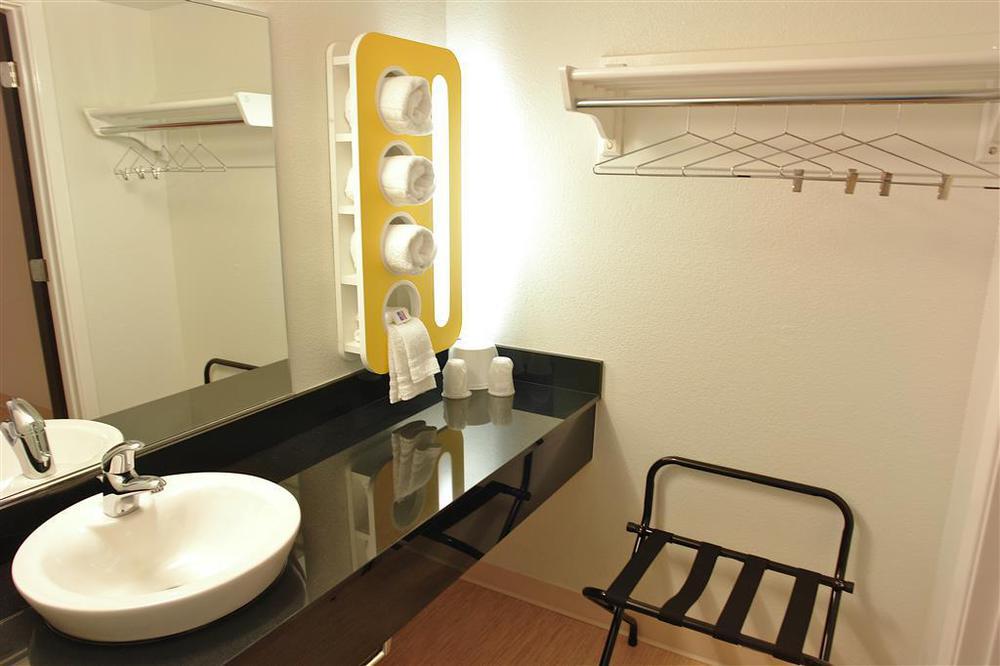 Motel 6-Oakland, Ca - Embarcadero Rom bilde